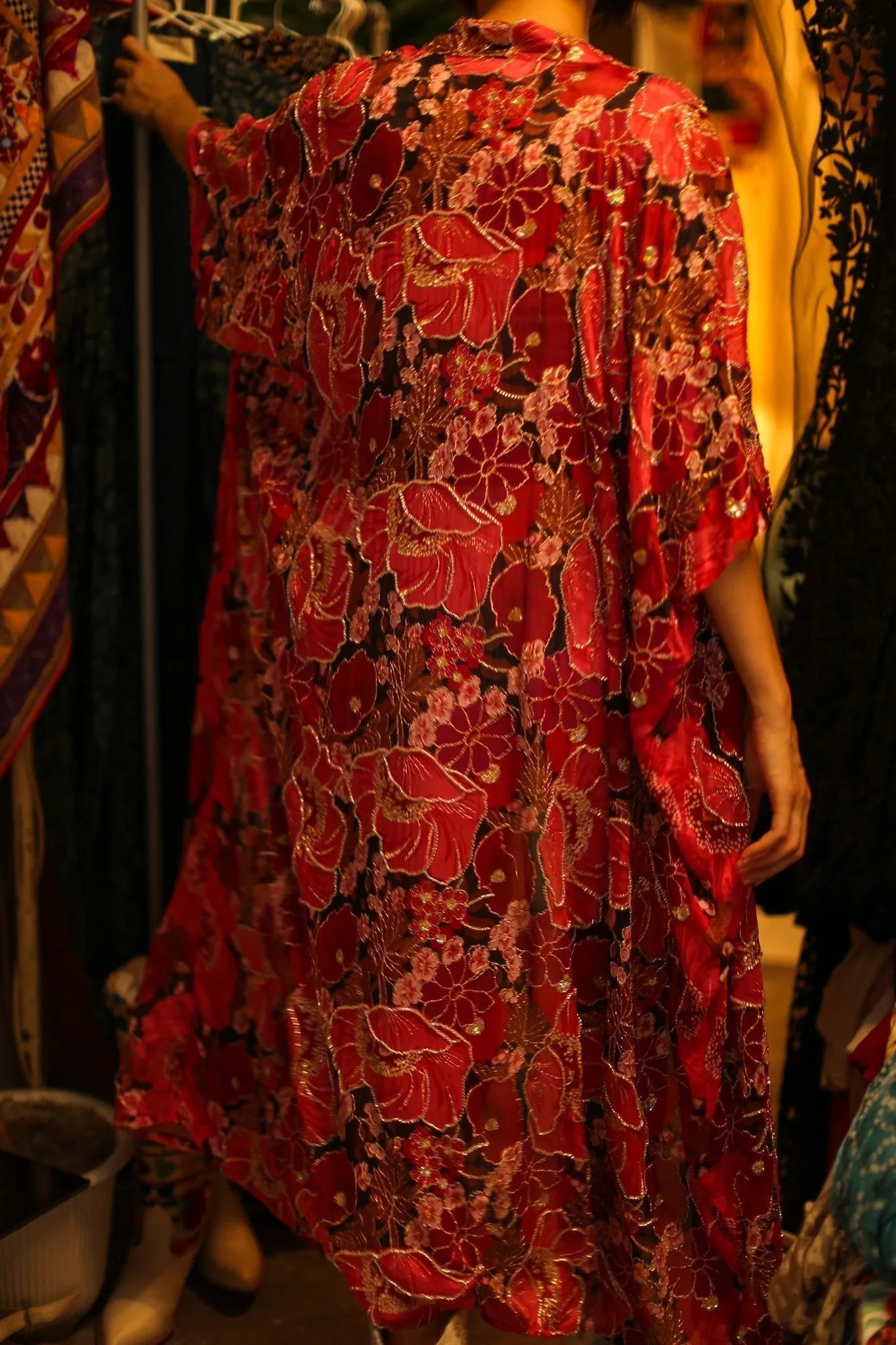 EMBROIDERED SILK KIMONO AURORA