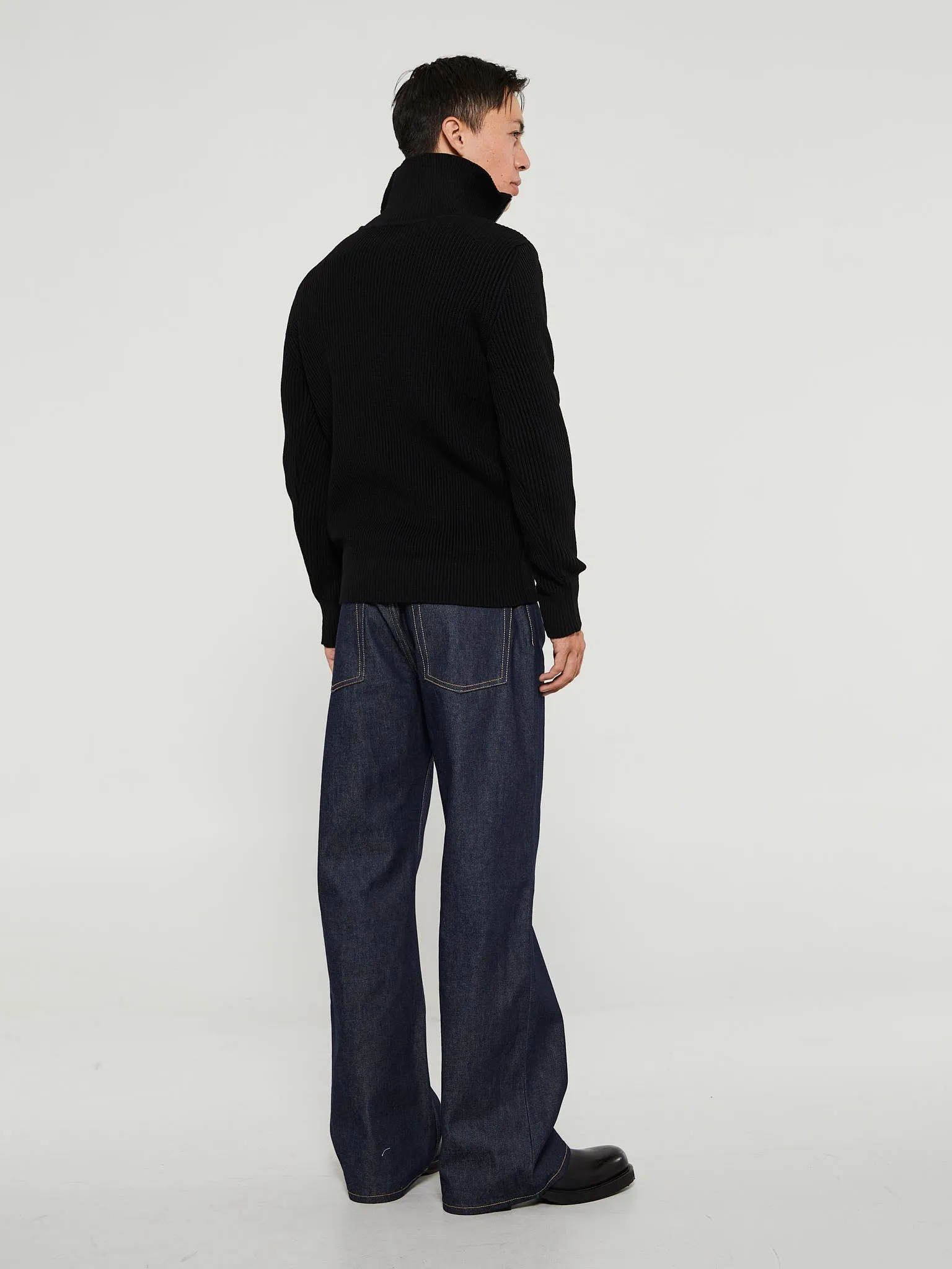 Fender III Short Zip Knit in Black Void