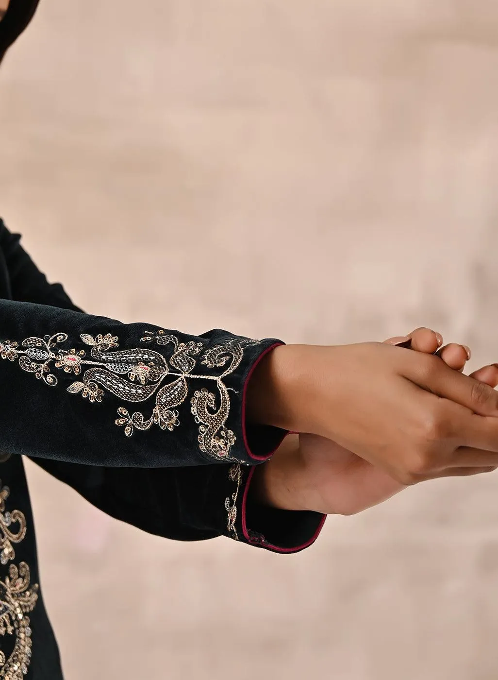 Green Velvet Kurta with Sequins Work