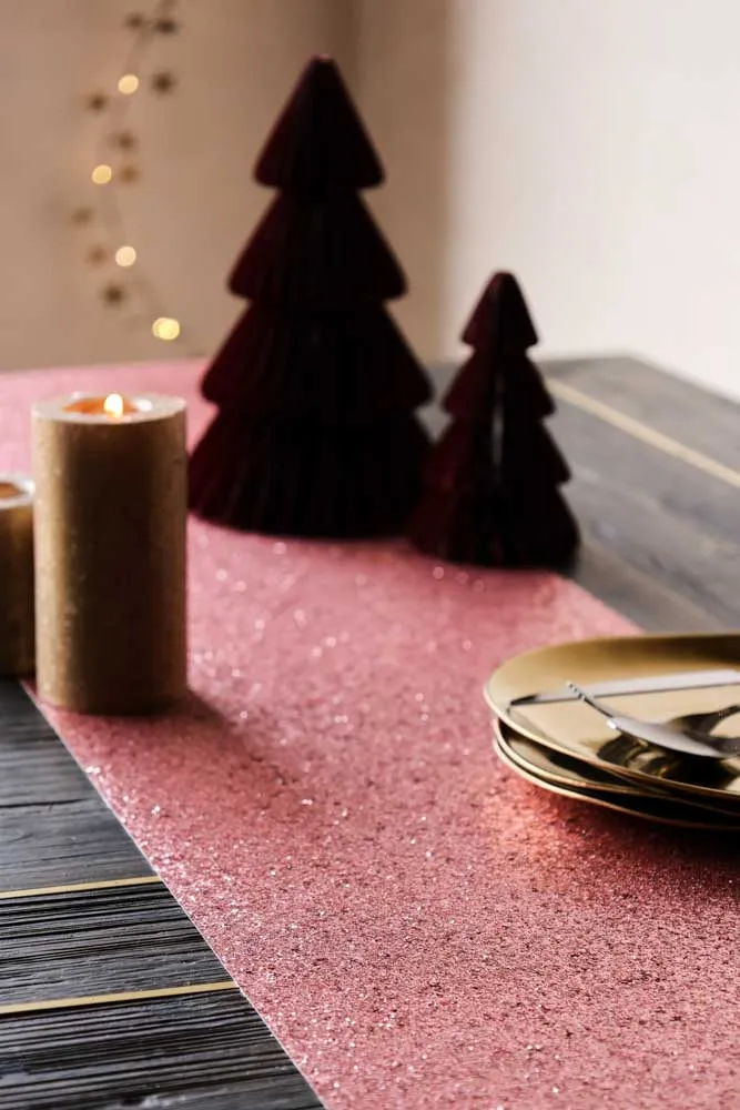 Luxe Pink Glitter Table Runner