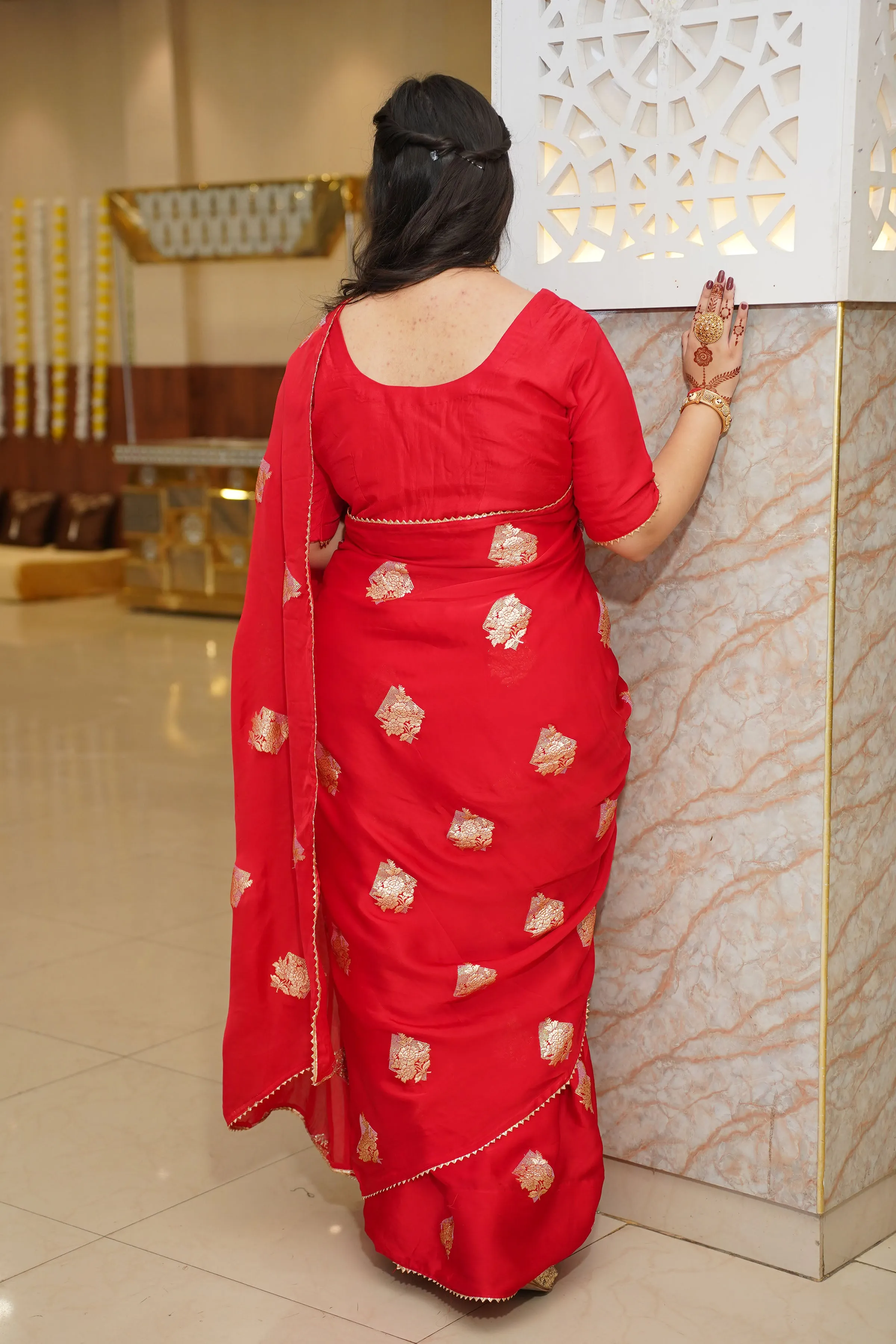 Manika Pre-Draped Jacquard Silk Saree
