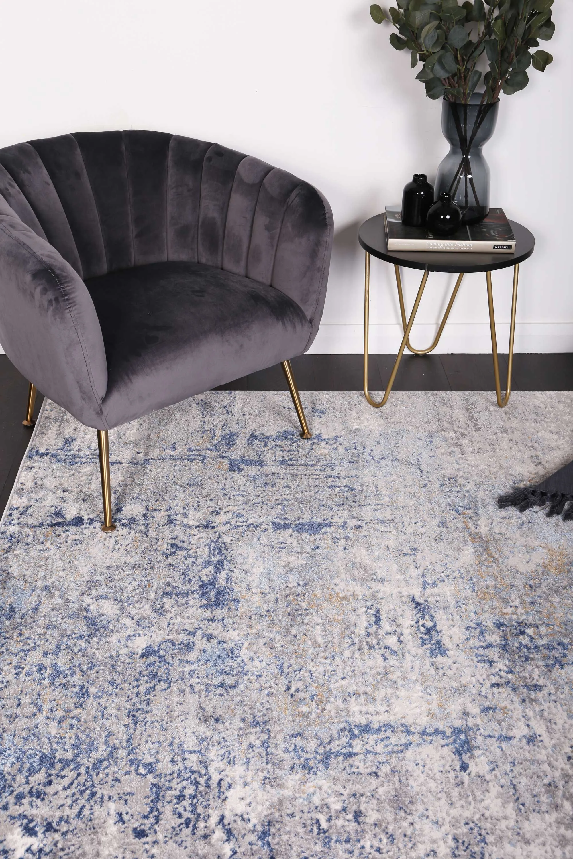 Yasmine Navy Blue Modern Rug